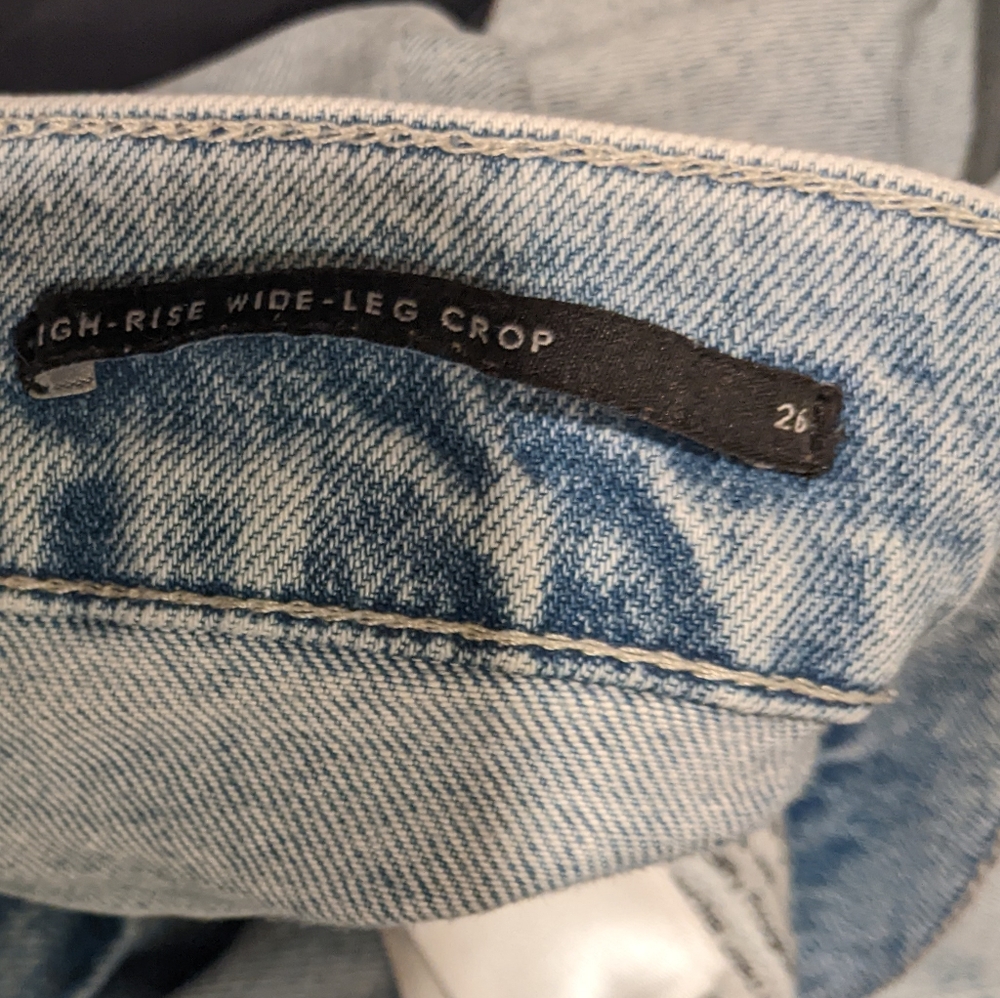 Banana Republic - The Wide-Leg Crop Jeans 814318 | Blue Light Wash: Size 26 - Picture 11 of 14